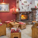 Hotel Logis Le Vetine 3*