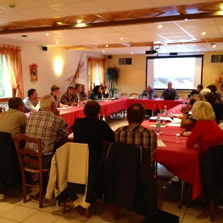 Logis Le Vetine Hotel
