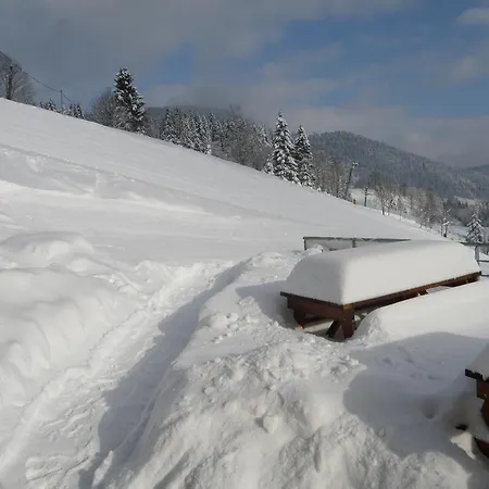 Logis Le Vétiné 3*