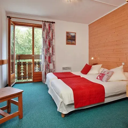 Logis Le Vetine Hotel