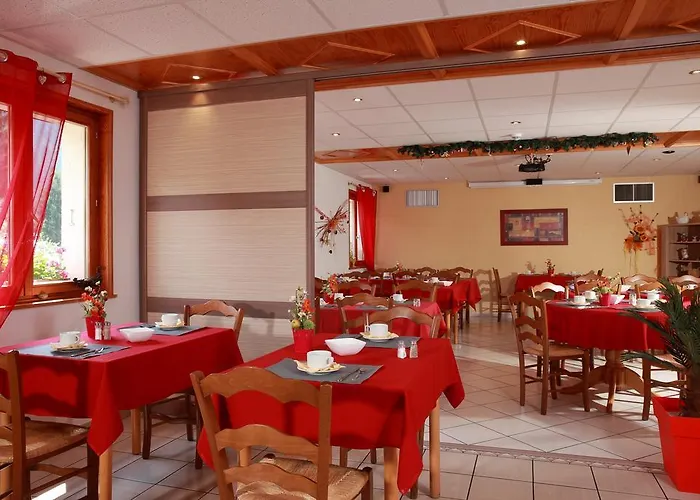 Logis Le Vétiné 3*