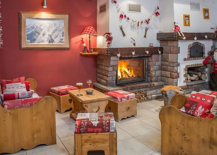 호텔 Logis Le Vetine 3*